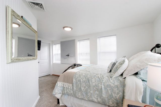 19 Maple Street, Wareham, MA 02532