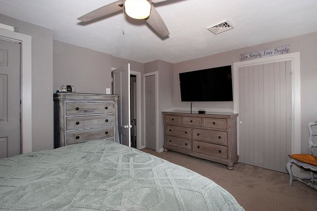 19 Maple Street, Wareham, MA 02532