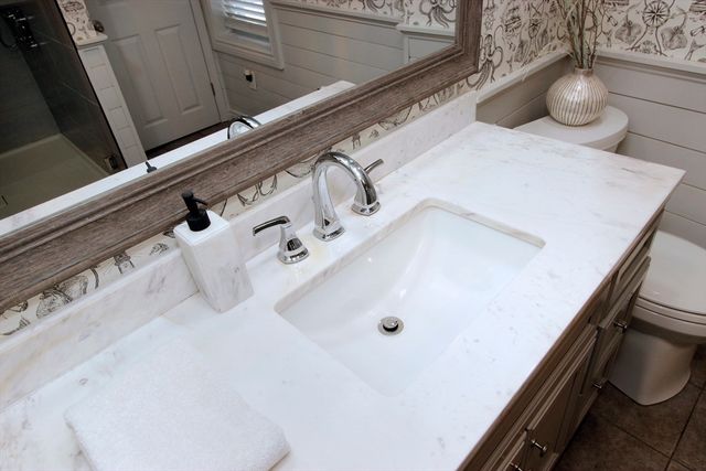 19 Maple Street, Wareham, MA 02532