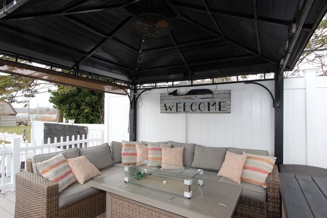 19 Maple Street, Wareham, MA 02532