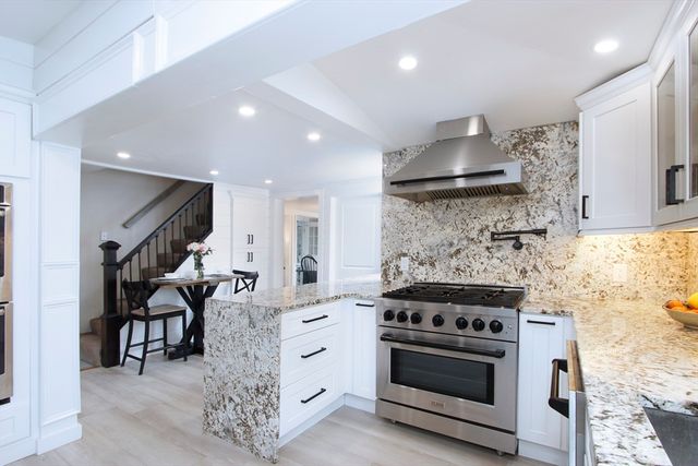 19 Maple Street, Wareham, MA 02532