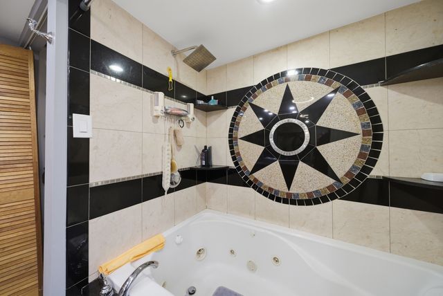 137 S 16th Avenue, Maywood, IL 60153