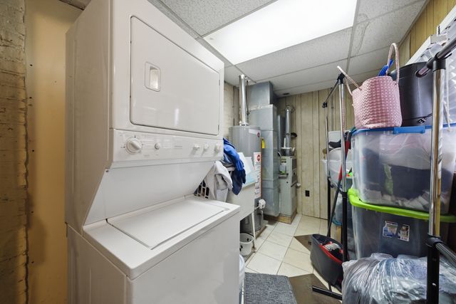 137 S 16th Avenue, Maywood, IL 60153