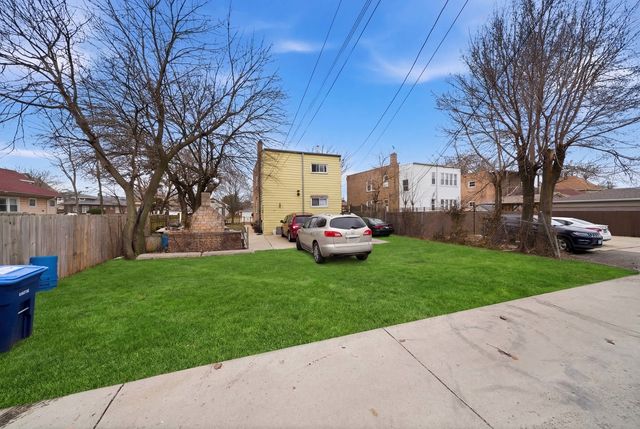 137 S 16th Avenue, Maywood, IL 60153