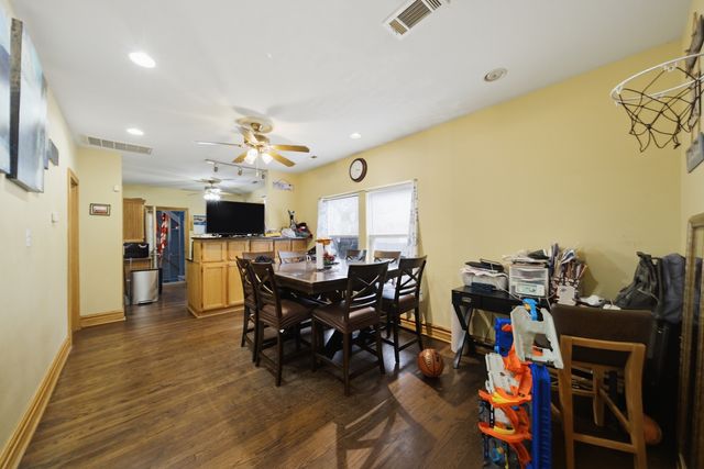 137 S 16th Avenue, Maywood, IL 60153