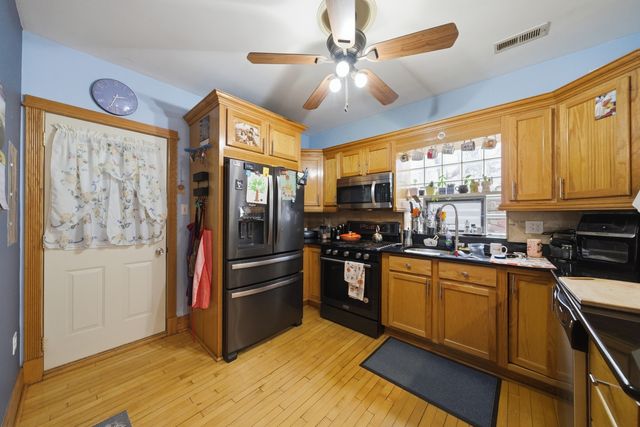 137 S 16th Avenue, Maywood, IL 60153