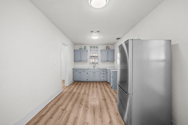 620 S 11th Street, Slaton, TX 79364