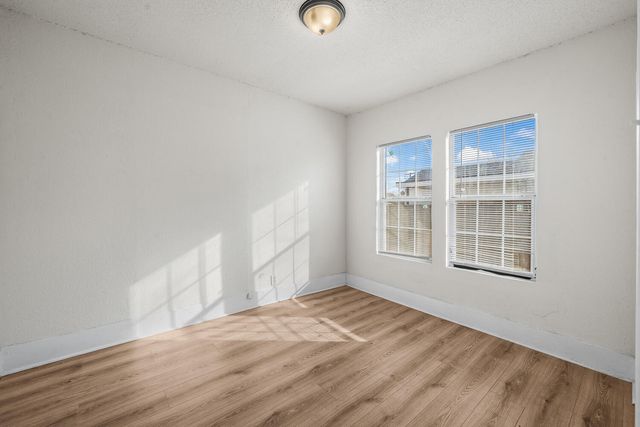 620 S 11th Street, Slaton, TX 79364