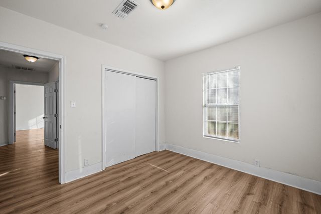 620 S 11th Street, Slaton, TX 79364