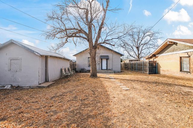 620 S 11th Street, Slaton, TX 79364