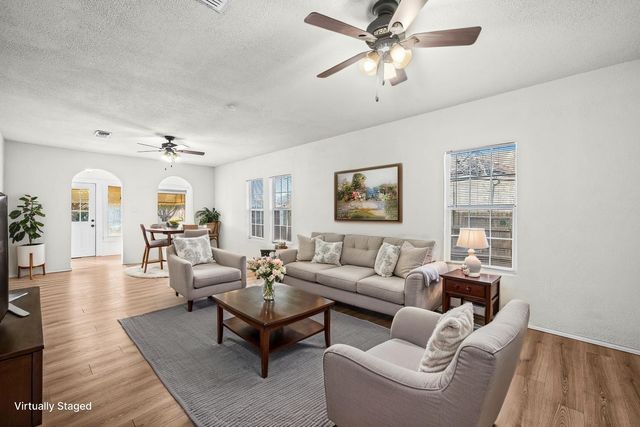 620 S 11th Street, Slaton, TX 79364