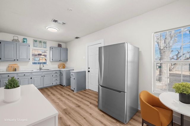 620 S 11th Street, Slaton, TX 79364