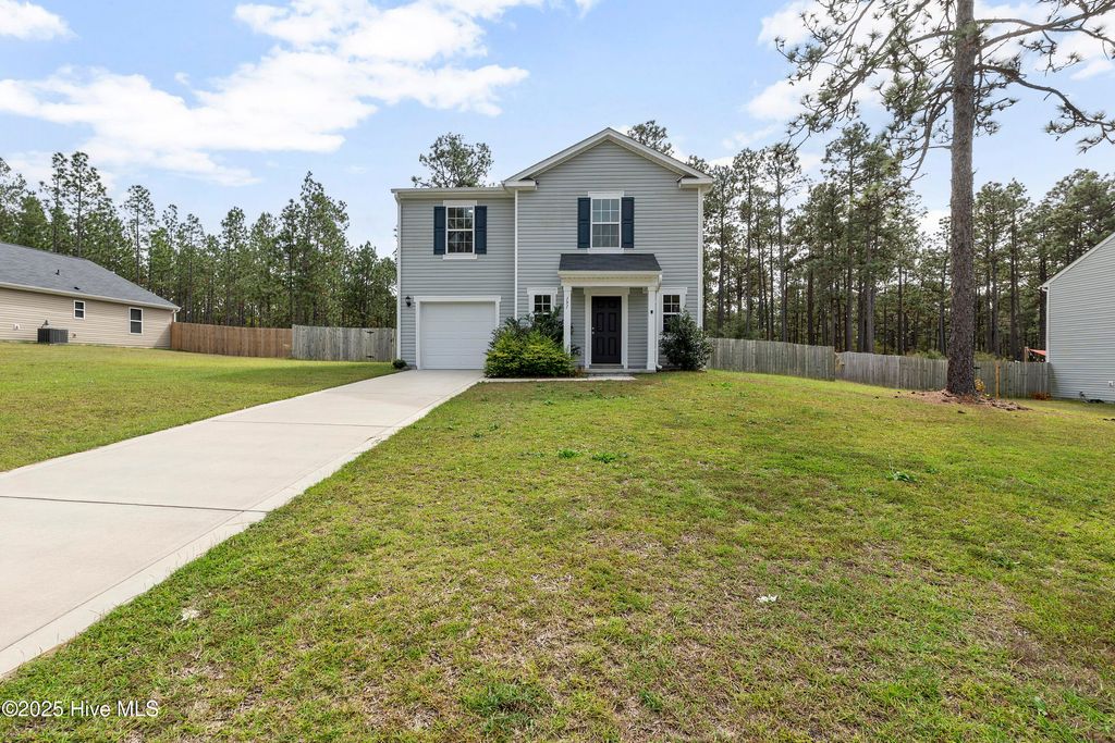 191 Mildred Way, Aberdeen, NC 28315