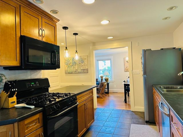 20 Rockview Rd 4, Quincy, MA 02169