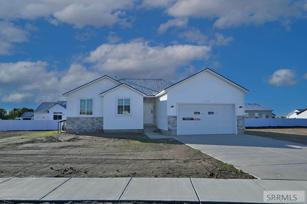 513 Fieldstone Ave, Rigby, ID 83442