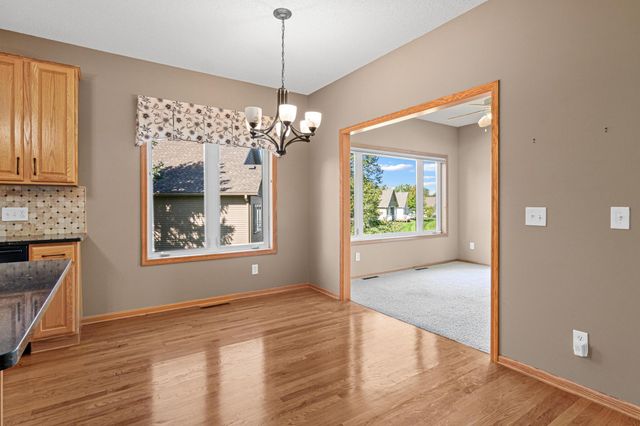 19132 Inndale Drive, Lakeville, MN 55044