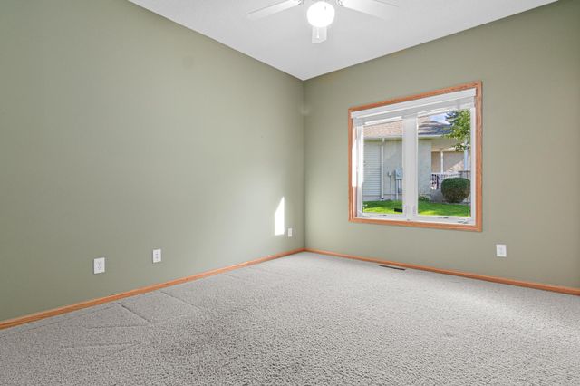 19132 Inndale Drive, Lakeville, MN 55044