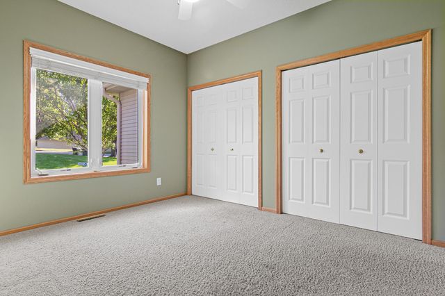19132 Inndale Drive, Lakeville, MN 55044
