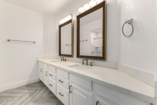 16236 N 51st Street, Scottsdale, AZ 85254