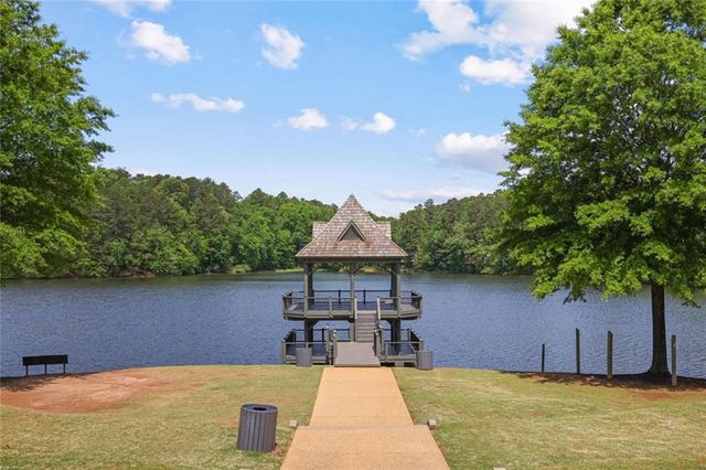 124 Bergenia Way, Canton, GA 30115