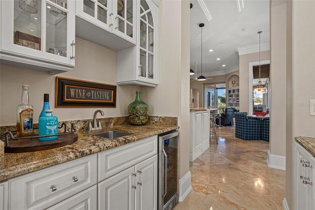 611 TREMONT STREET, Sarasota, FL 34242