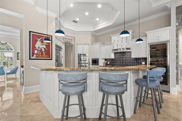 611 TREMONT STREET, Sarasota, FL 34242