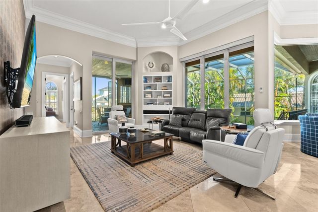 611 TREMONT STREET, Sarasota, FL 34242