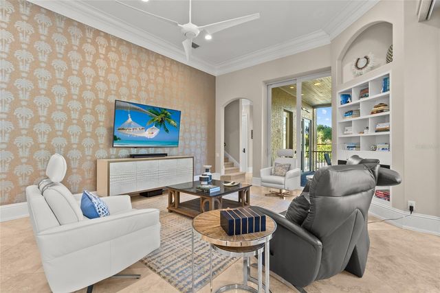 611 TREMONT STREET, Sarasota, FL 34242