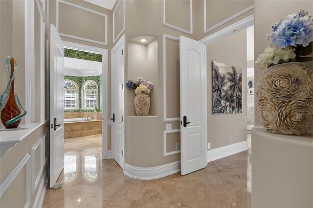 611 TREMONT STREET, Sarasota, FL 34242