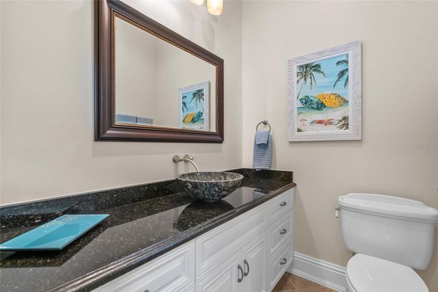 611 TREMONT STREET, Sarasota, FL 34242