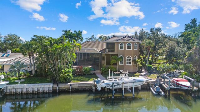611 TREMONT STREET, Sarasota, FL 34242
