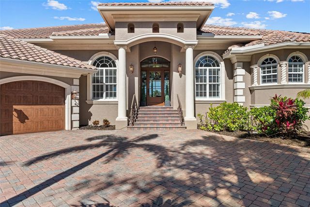 611 TREMONT STREET, Sarasota, FL 34242