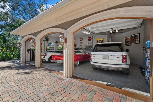 611 TREMONT STREET, Sarasota, FL 34242