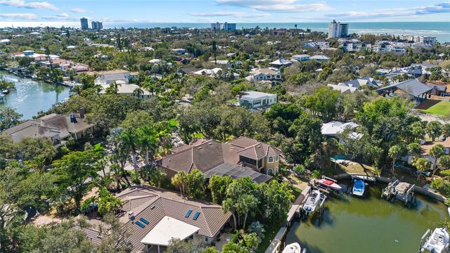 611 TREMONT STREET, Sarasota, FL 34242