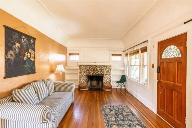 902 W 20th Street, Merced, CA 95340