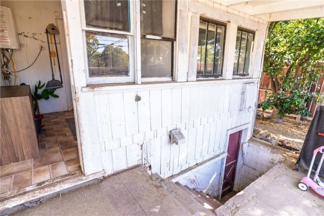 902 W 20th Street, Merced, CA 95340