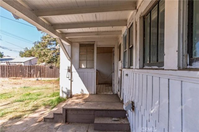 902 W 20th Street, Merced, CA 95340