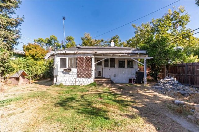 902 W 20th Street, Merced, CA 95340