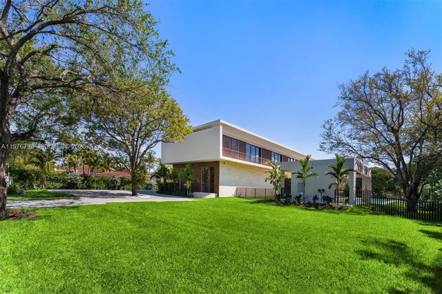 8755 SW 54th Avenue, Miami, FL 33143