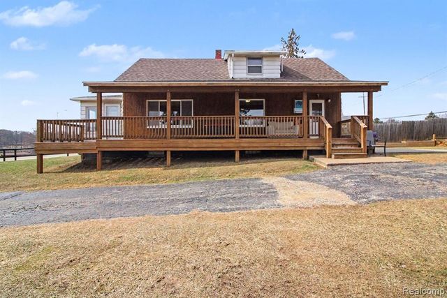 660 W Walton Boulevard, Pontiac, MI 48340