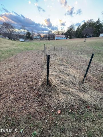 6890 Newport Highway, Greeneville, TN 37743