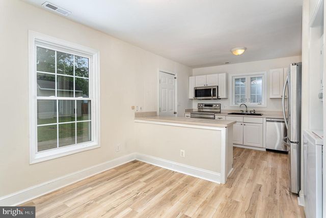 26 RANDOLPH RD, Fredericksburg, VA 22405