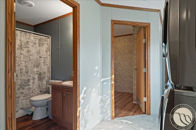 5652 Bengston Road, Shepherd, MT 59079