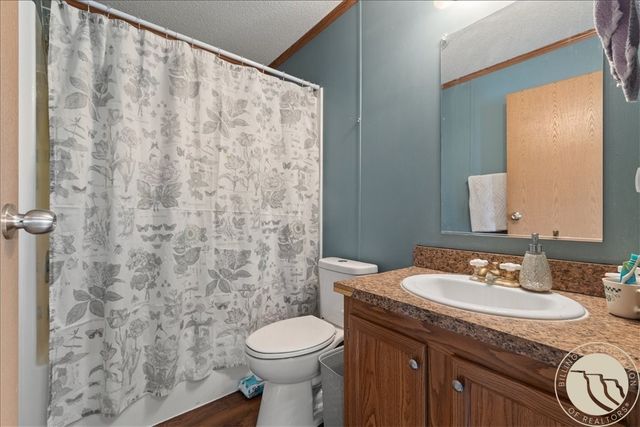 5652 Bengston Road, Shepherd, MT 59079