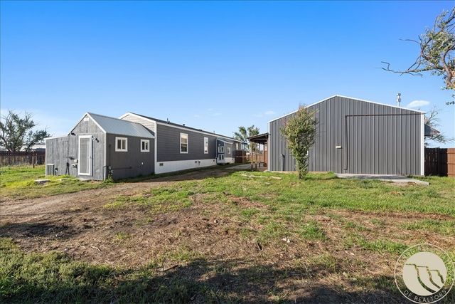 5652 Bengston Road, Shepherd, MT 59079