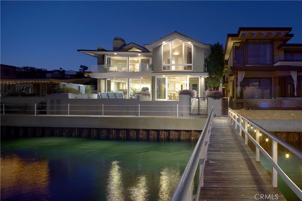 2027 Bayside Drive, Corona Del Mar, CA 92625 — exterior