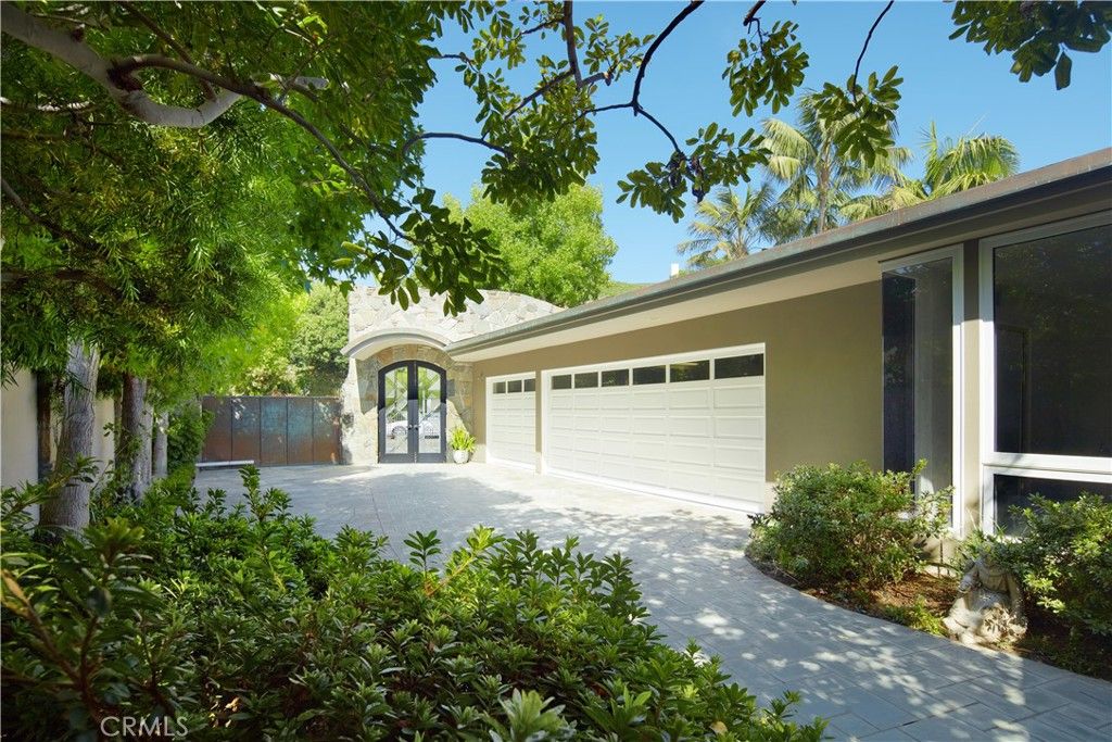 2027 Bayside Drive, Corona Del Mar, CA 92625 — photo 4