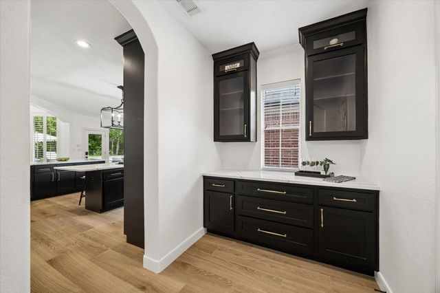 14107 Hunters Lake Way Court, Houston, TX 77044