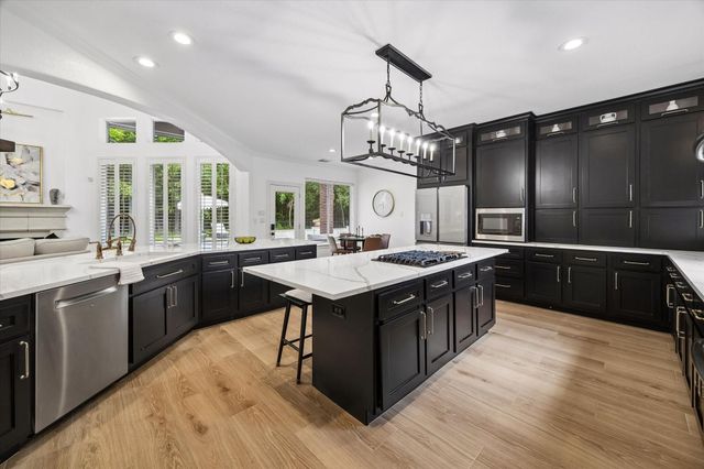 14107 Hunters Lake Way Court, Houston, TX 77044