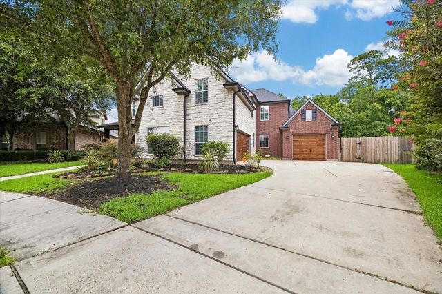 14107 Hunters Lake Way Court, Houston, TX 77044